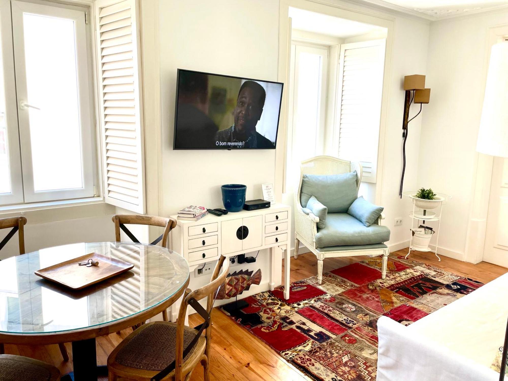 Bright And Spacious Three Bedroom Apt In The Heart Of Lisboa Exteriör bild